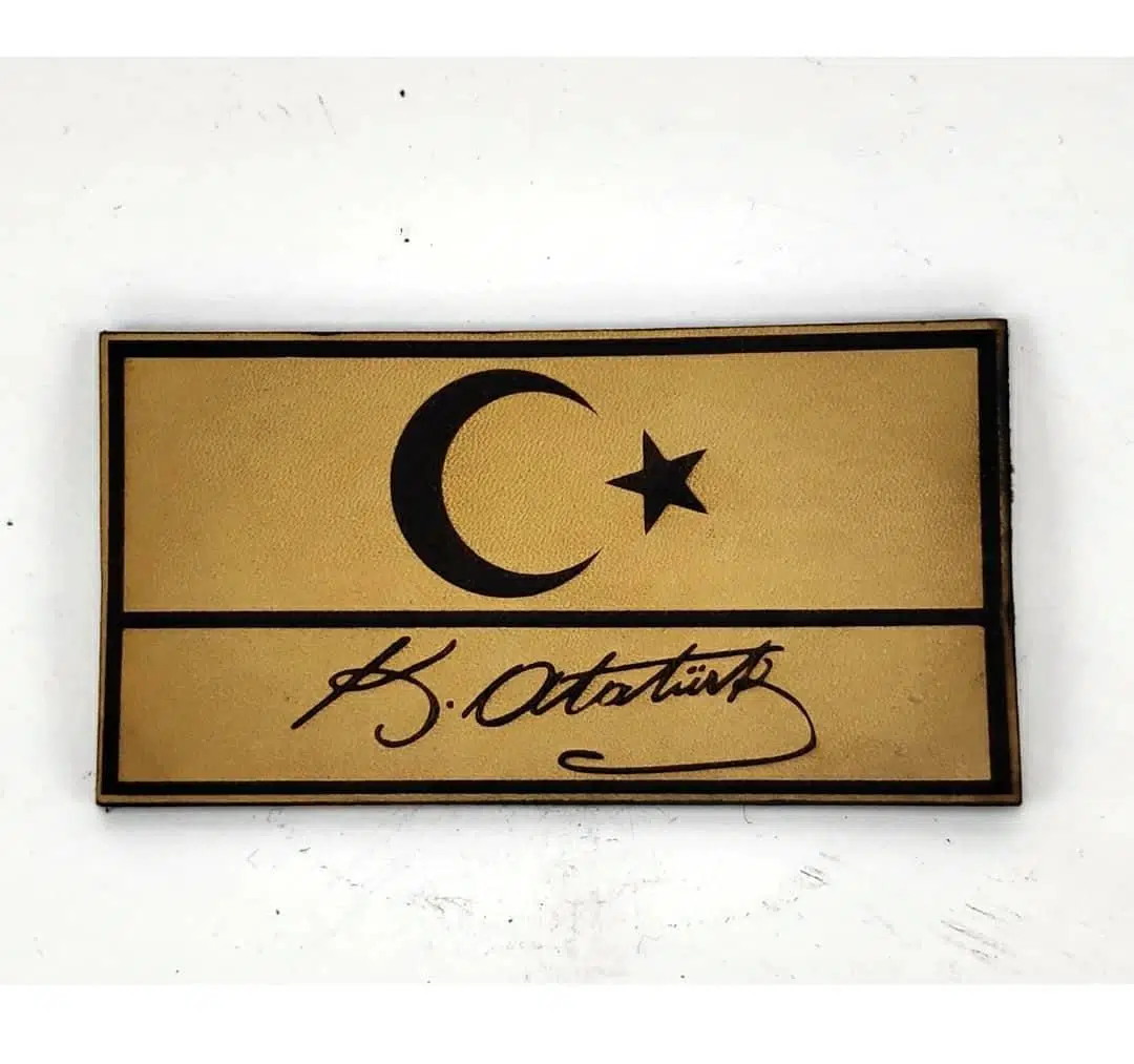 Bayrak Kemal Atatürk İmzalı Deri PEÇ - Arma - Askeri Patch