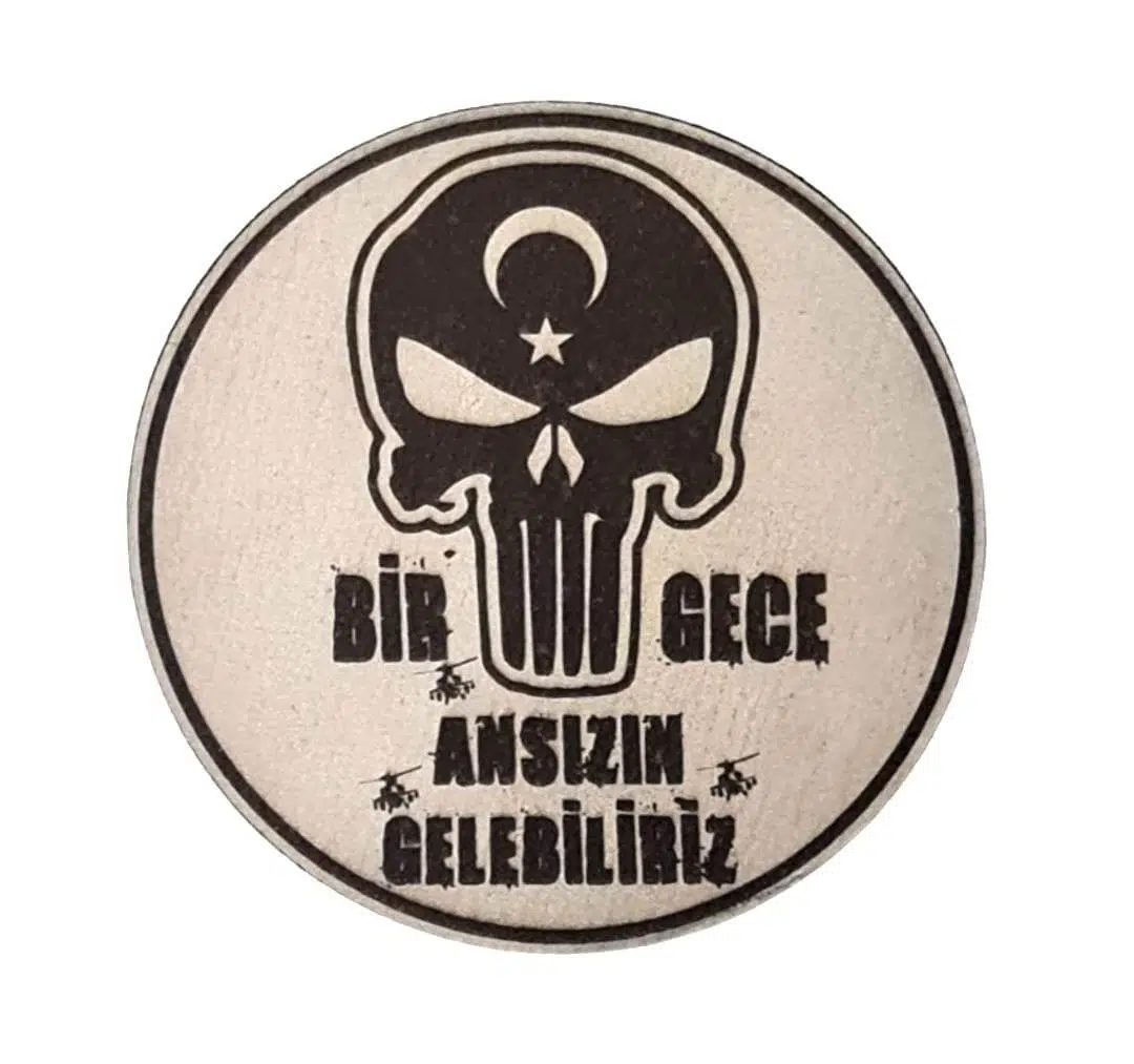 BİR GECE ANSIZIN GELEBİLİRİZ - Deri PEÇ - Arma - Askeri Patch