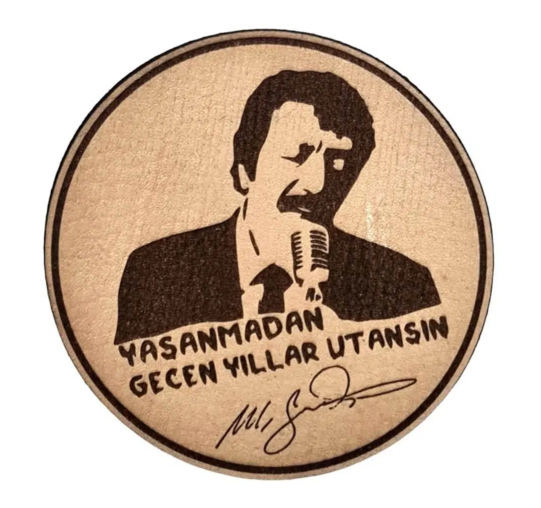 Müslüm Baba Yaşanmadan Geçen Yıllar Utansın - Deri PEÇ - Arma - Askeri Patch